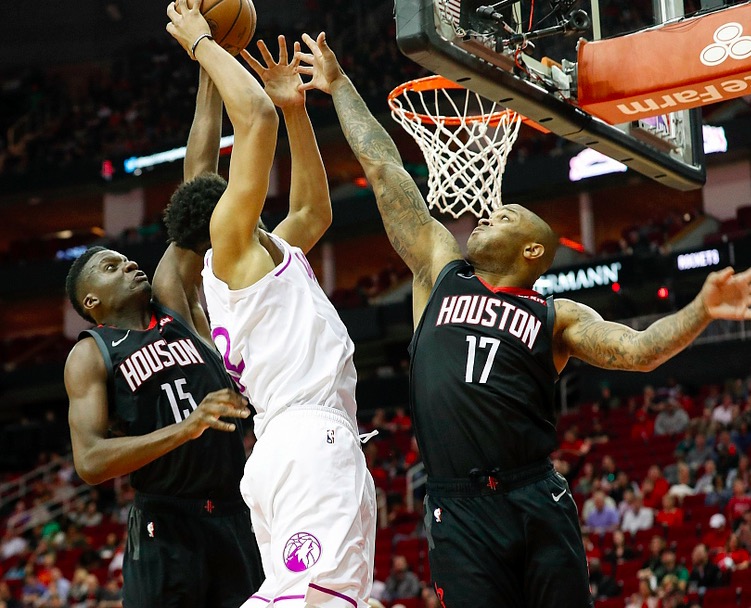 包含国际比赛日休斯敦火箭调整名单以备国王杯，外线爆发环节打磨，话题不断，医务组通报恢复的词条