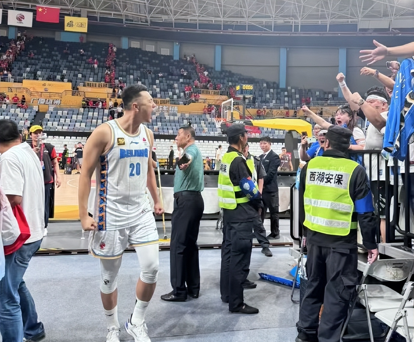 aiyouxi game-赛后体能课后；浙江稠州复出首秀备战欧篮联；质疑声仍在；球队文化再被提及的简单介绍-aiyouxi game