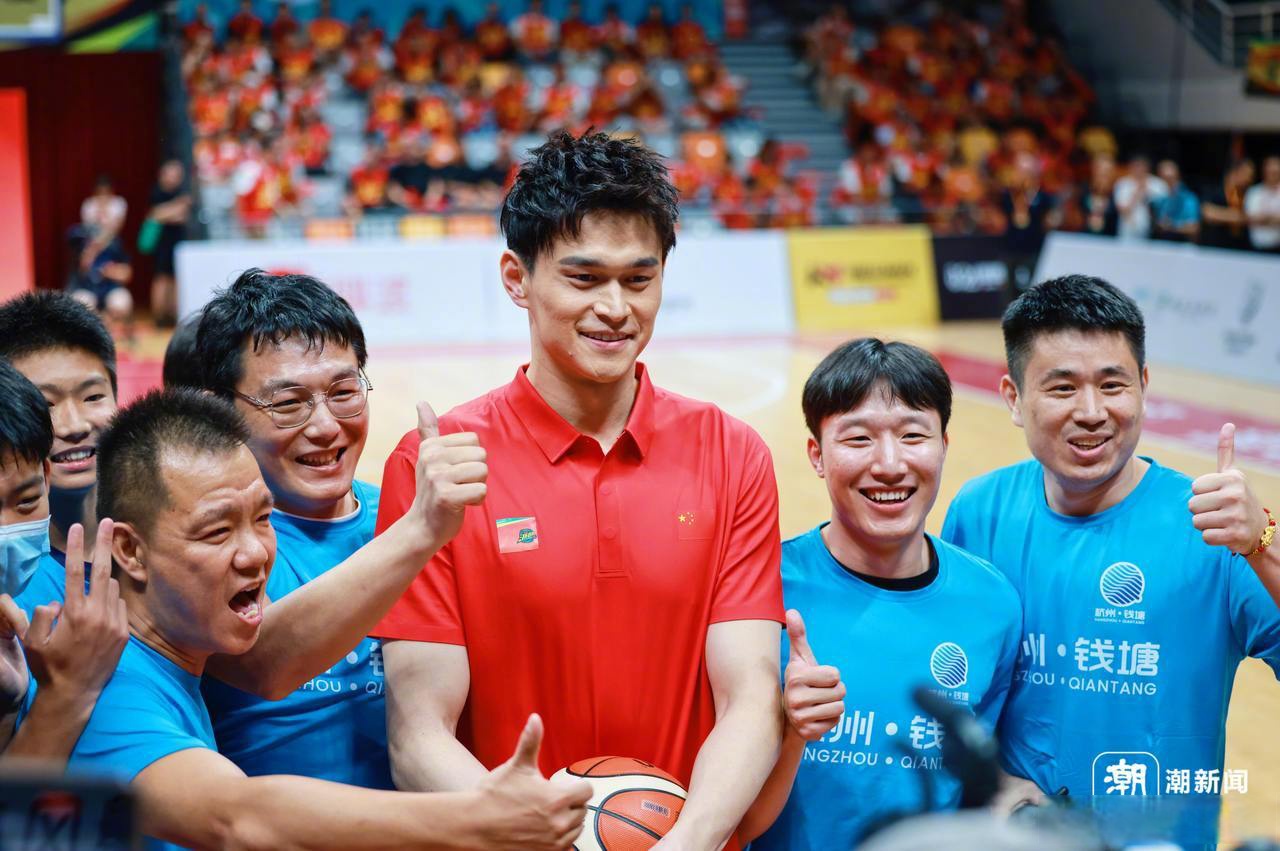 赛后体能课后；浙江稠州复出首秀备战欧篮联；质疑声仍在；球队文化再被提及的简单介绍