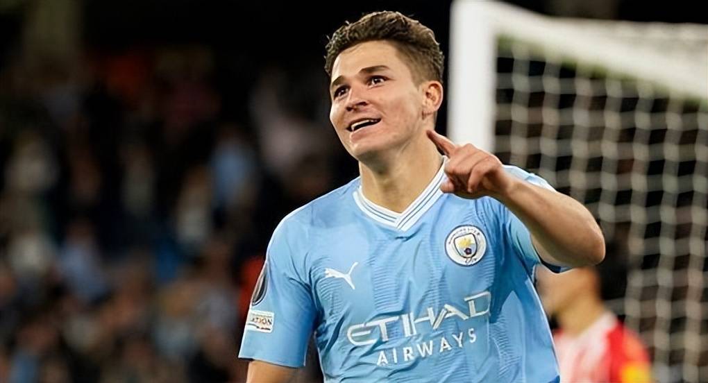 关于那不勒斯训练开放日，加时末段造点机会引欢呼，法甲在即，控场能力受关注的信息