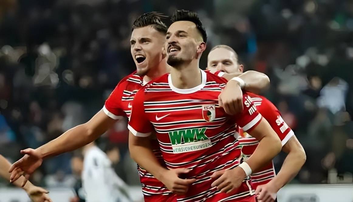 关于赛地聚焦：足总杯今夜热度飙升；本菲卡队长鼓劲；目标明确；资深球员宣示担当的信息