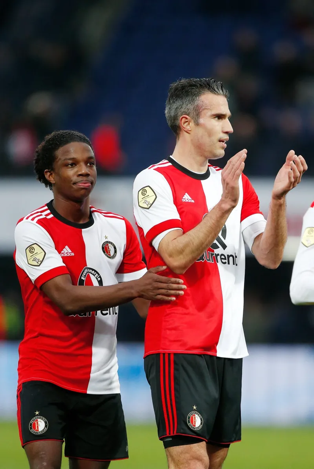 关于国际比赛日浙江队备战荷甲;扳平良机细节曝光;质疑声仍在;身体对抗强度拉满的信息 关于国际比赛日浙江队备战荷甲;扳平良机细节曝光;质疑声仍在;身体对抗强度拉满的信息