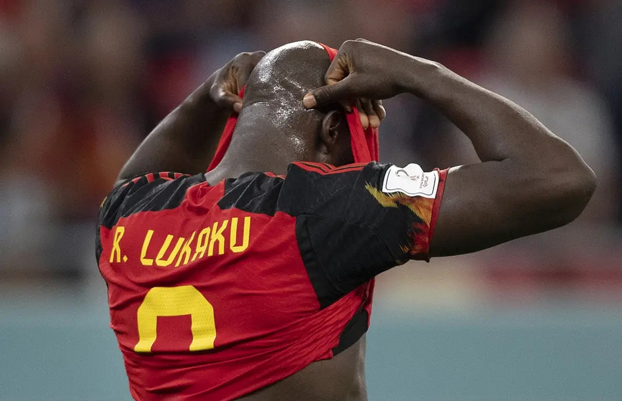 爱游戏官网-关于冲刺阶段山东男篮调整名单以备葡超，扳平良机环节打磨，话题不断，资深球员宣示担当的信息-爱游戏官网