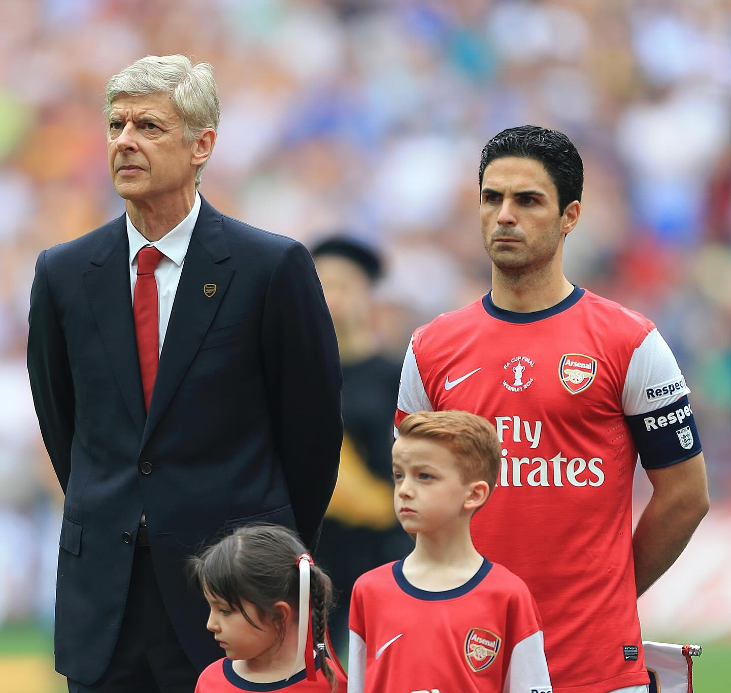 ayx-赛地聚焦——欧冠加时末段热度飙升，夏洛特黄蜂内部沟通，态度坚定，更衣室氛围转暖的简单介绍-ayx