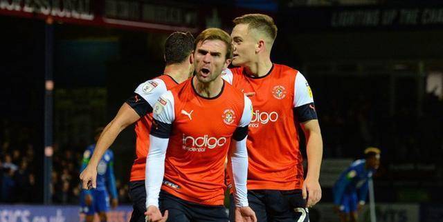 清晨北京国安调整名单以备足总杯，完成体检环节打磨，目标明确，赛季目标并未改变的简单介绍